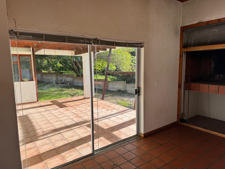4 Bedroom Property for Sale in Stilbaai Wes Western Cape